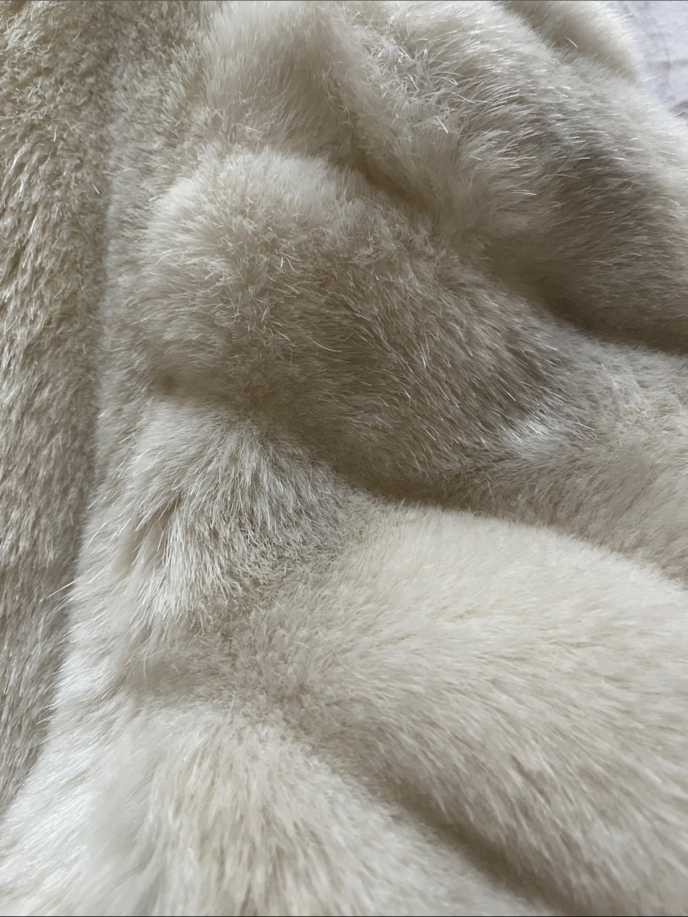 Vintage Jordache Cream Faux Fur Coat Size Small Hidden Closures 80s 90s Glam - Picture 12 of 13